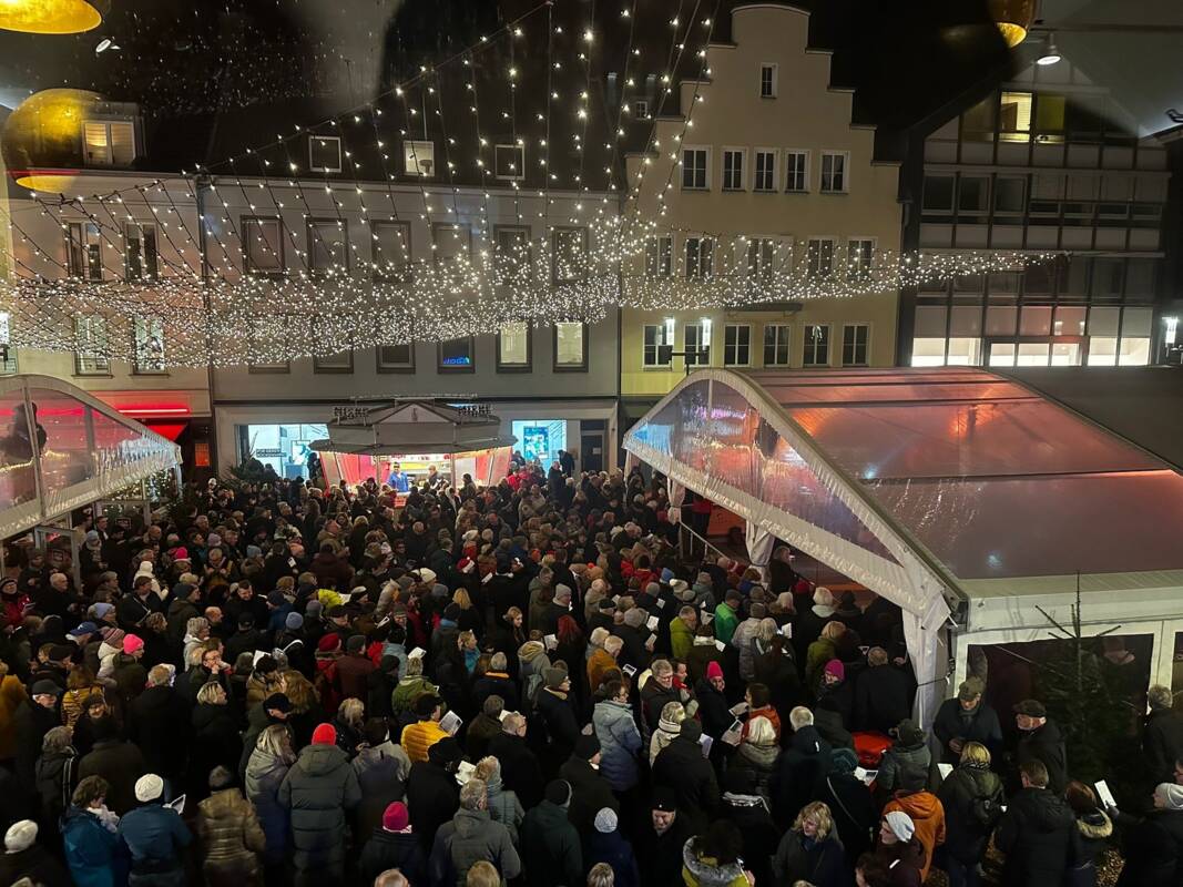 Weihnachtssingen auf dem Marktplatz